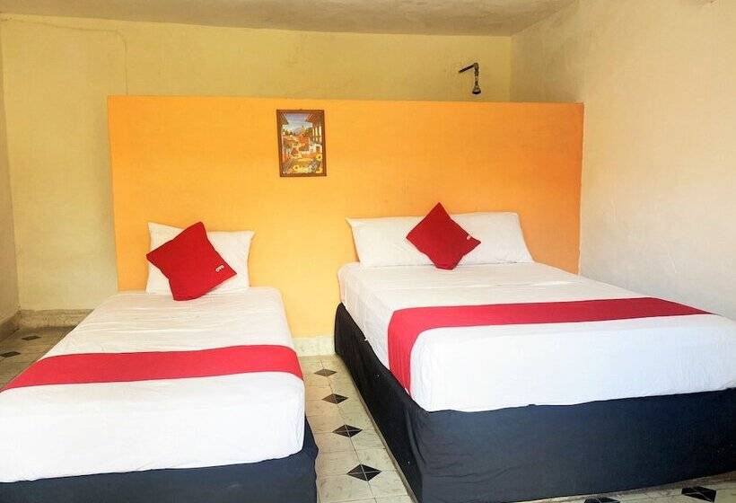 ホテル Oyo Posada Espinosa