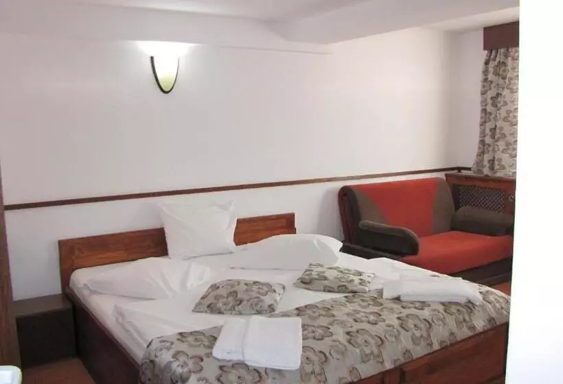 Aamiaismajoitus (B&B) Villa Elitte Predeal