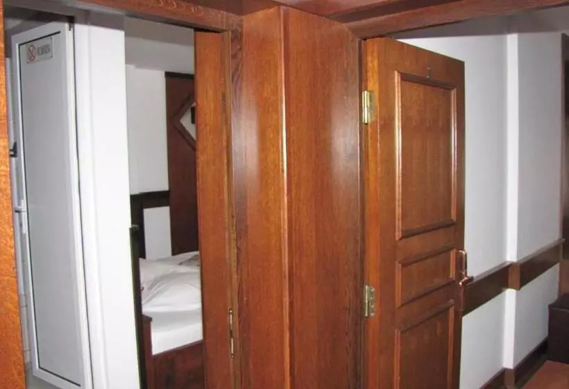 Aamiaismajoitus (B&B) Villa Elitte Predeal