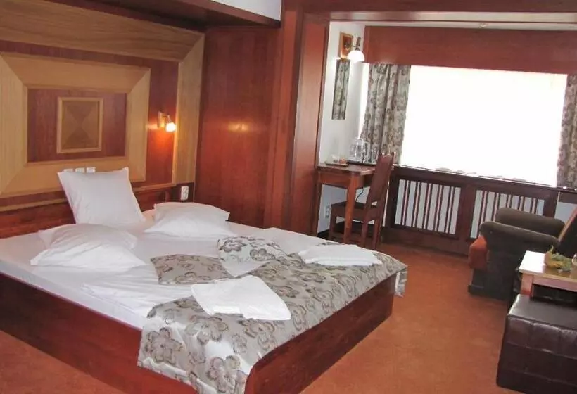 Aamiaismajoitus (B&B) Villa Elitte Predeal