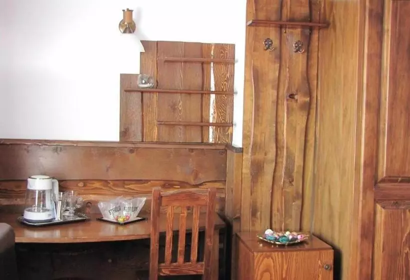 Aamiaismajoitus (B&B) Villa Elitte Predeal