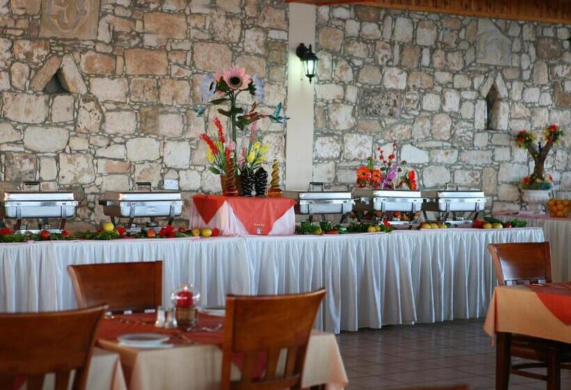 Corallia Beach Hotel Apartments