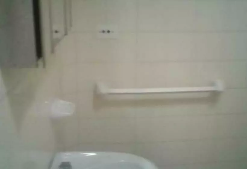 Kapselihotelli Low Cost Dpto