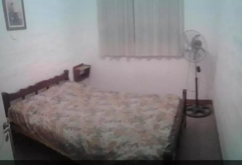 Kapselihotelli Low Cost Dpto