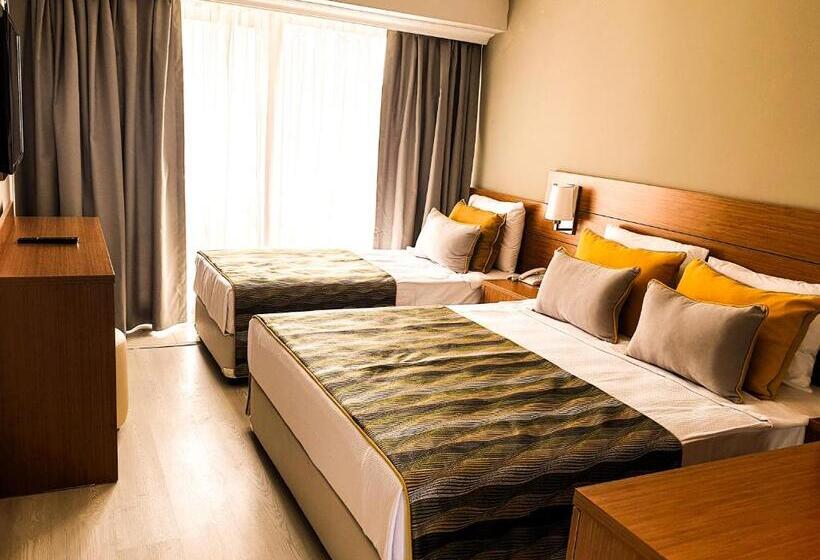 هتل Master Family Club