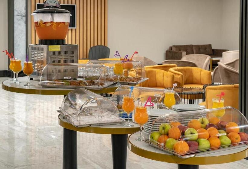 هتل Master Family Club