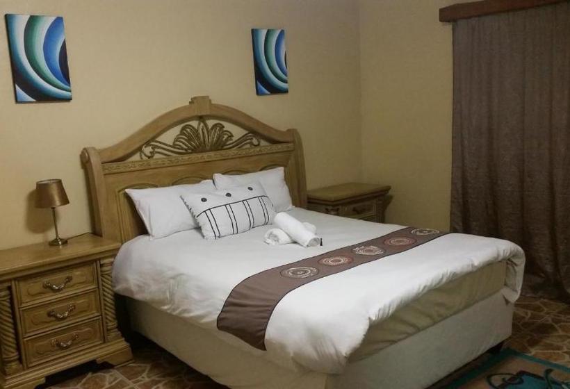 پانسیون Dolphin Guest House