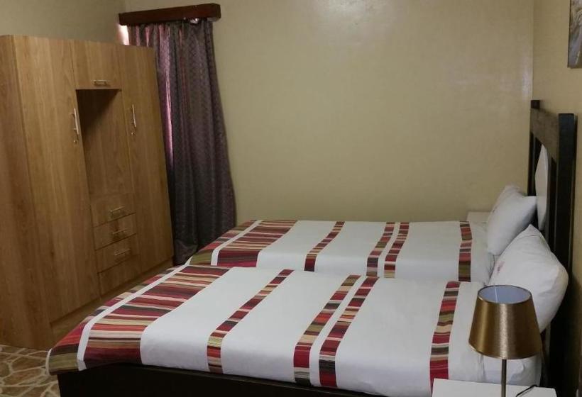 پانسیون Dolphin Guest House