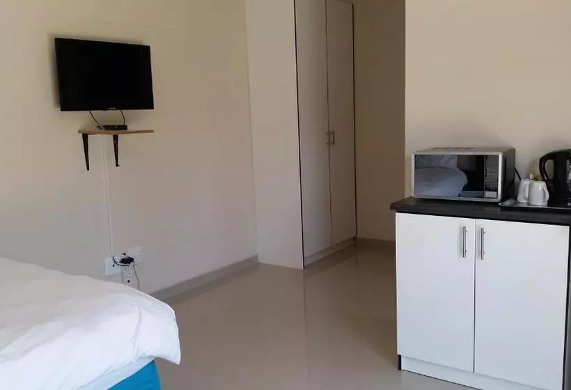 پانسیون Dolphin Guest House