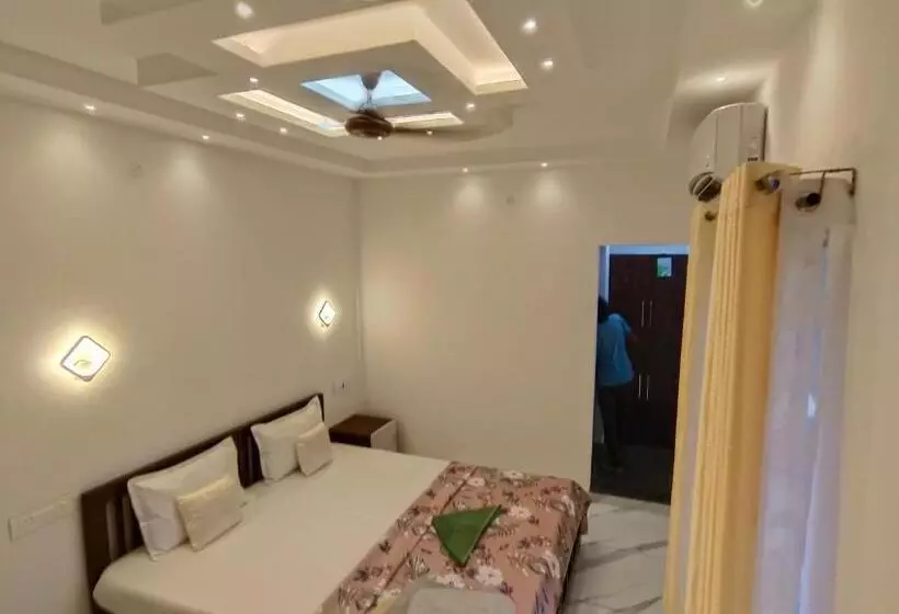 Majatalo Marari Lotus Beach Villa