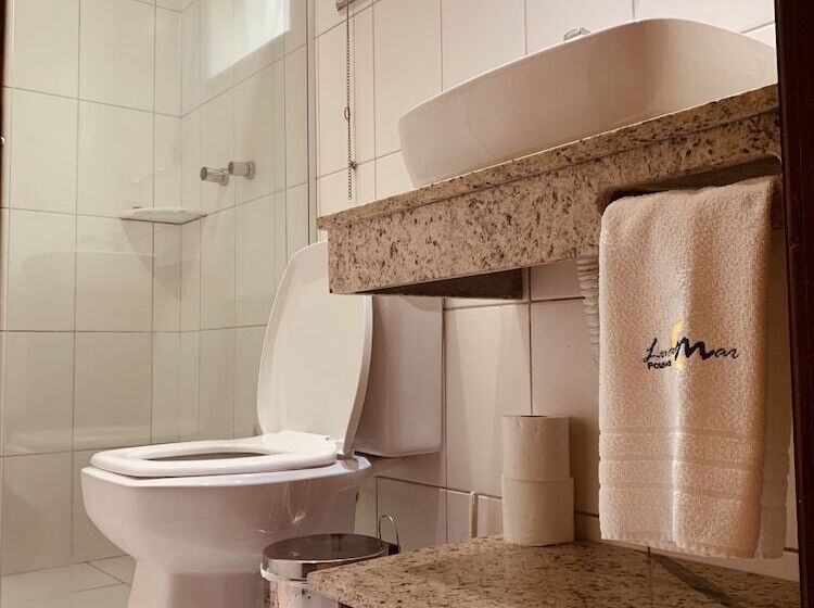 پانسیون Pousada Luamar