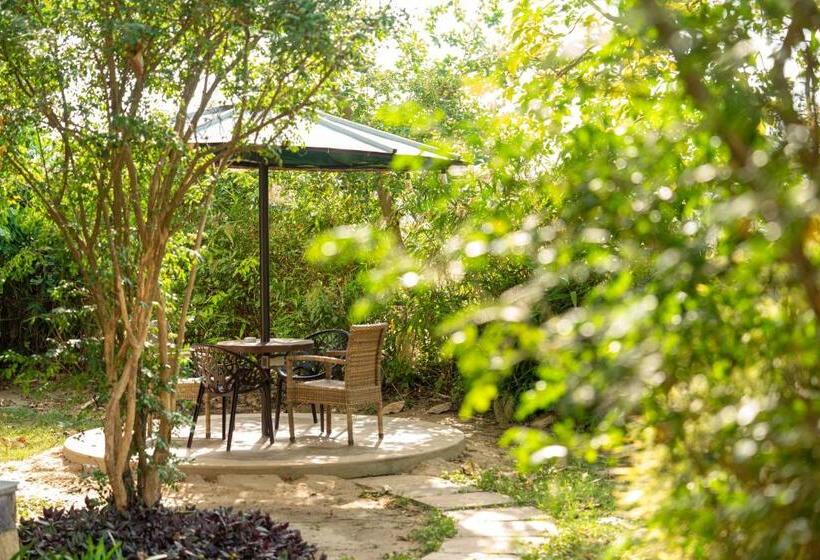 استراحتگاه Aahana The Corbett Wilderness