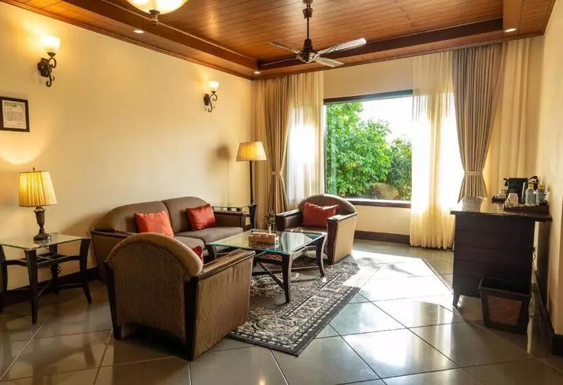 Lomakeskus Aahana The Corbett Wilderness