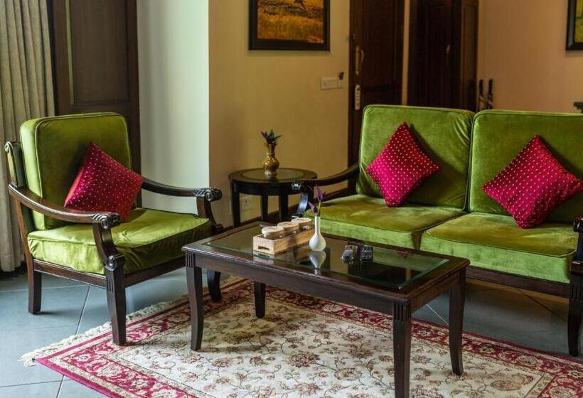 استراحتگاه Aahana The Corbett Wilderness