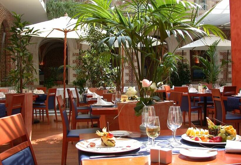 هتل Alliance Lille  Couvent Des Minimes