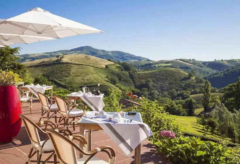 ホテル Auberge Ostapé