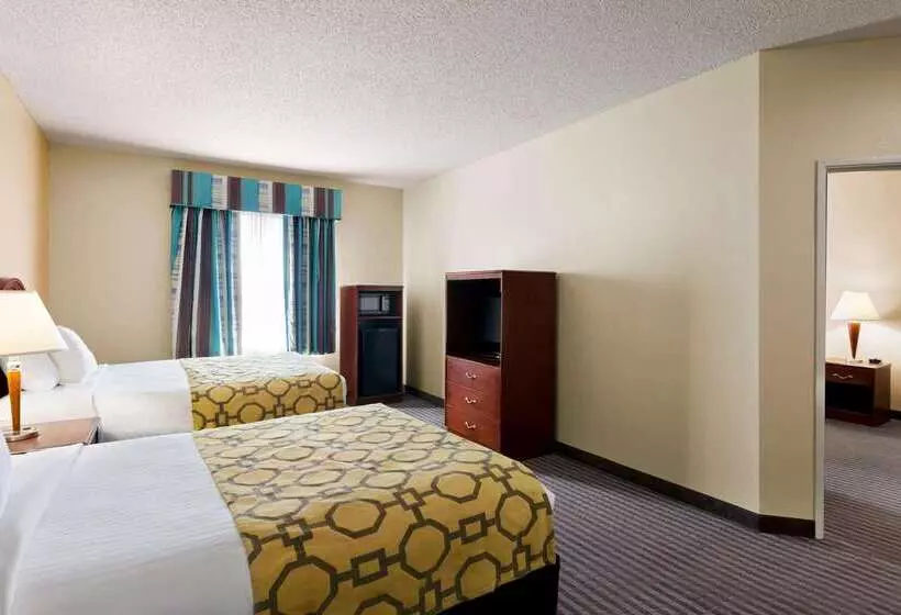 ホテル Baymont By Wyndham Elizabethtown