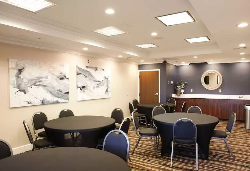 هتل Baymont By Wyndham Jackson/ridgeland