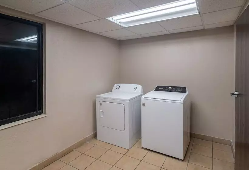 هتل Baymont By Wyndham Jackson/ridgeland