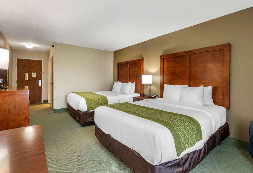 ホテル Comfort Inn Muscatine Near Hwy 61