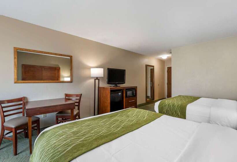 ホテル Comfort Inn Muscatine Near Hwy 61