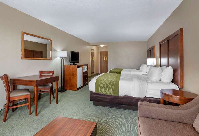 ホテル Comfort Inn Muscatine Near Hwy 61