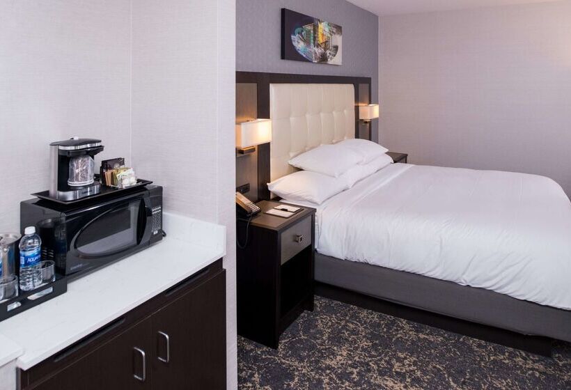 Hotelli Doubletree By Hilton Utica