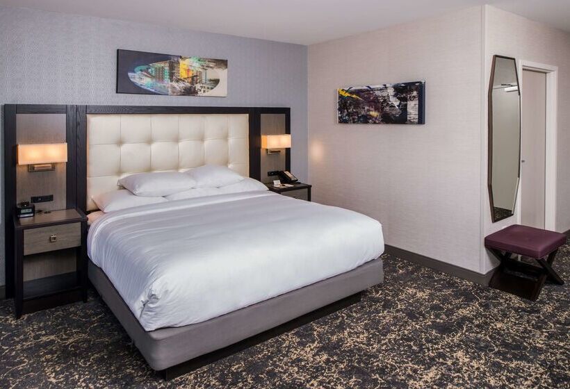 Hotelli Doubletree By Hilton Utica