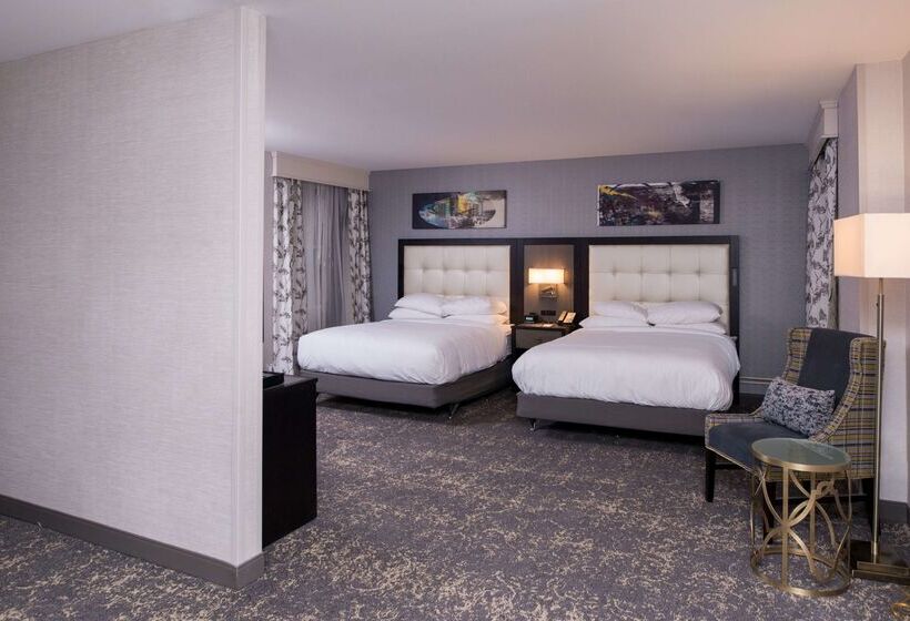 Hotelli Doubletree By Hilton Utica