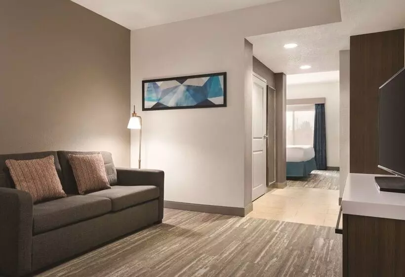 هتل Hilton Garden Inn Fort Wayne