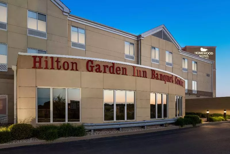 هتل Hilton Garden Inn Fort Wayne