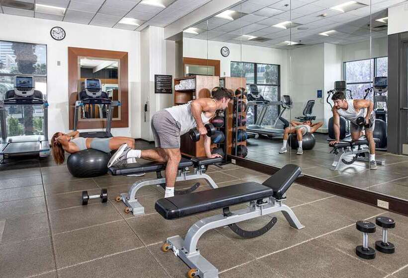 فندق Hilton San Diego Gaslamp Quarter