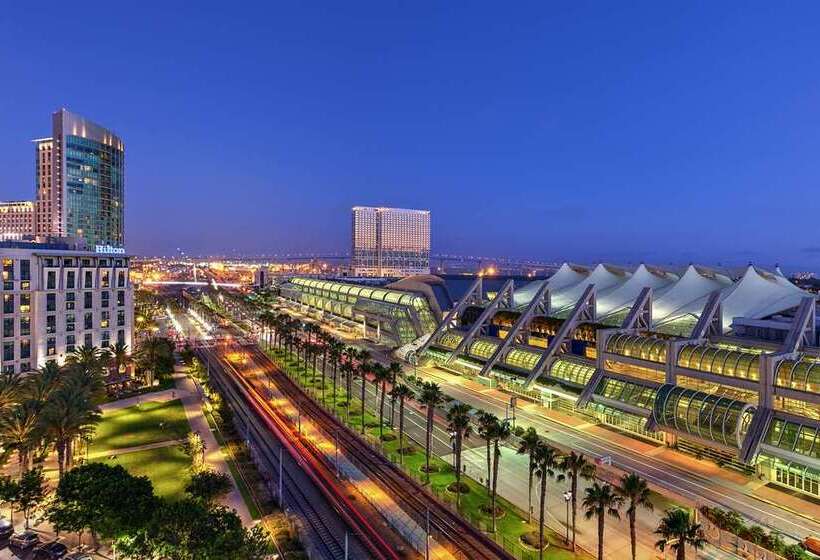 فندق Hilton San Diego Gaslamp Quarter