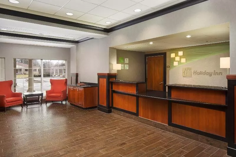 فندق Holiday Inn Grand Rapids Airport, An Ihg