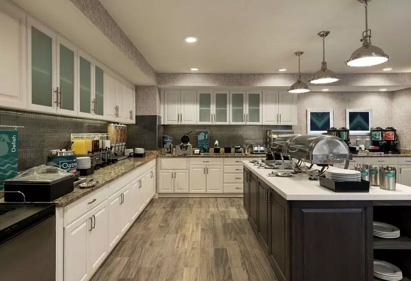 هتل Homewood Suites Erie