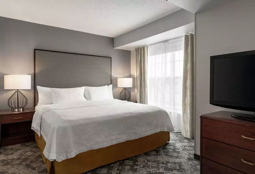 هتل Homewood Suites Erie