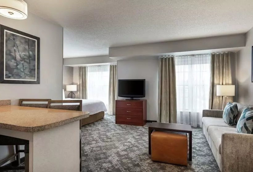 هتل Homewood Suites Erie