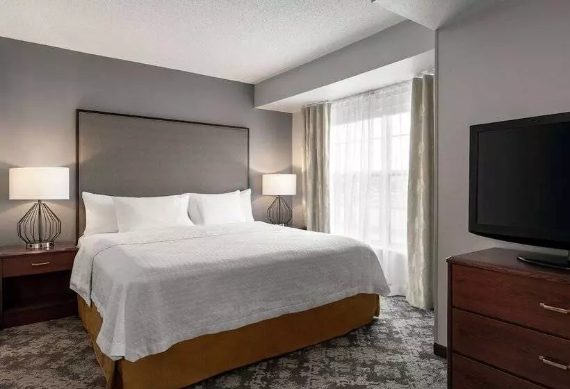 هتل Homewood Suites Erie