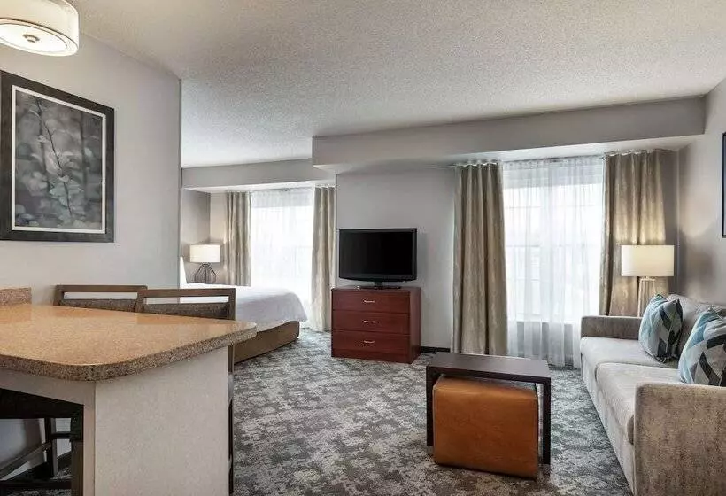 هتل Homewood Suites Erie