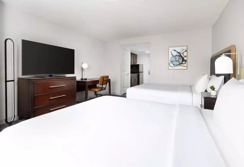 هتل Homewood Suites By Hilton Manchester/airport