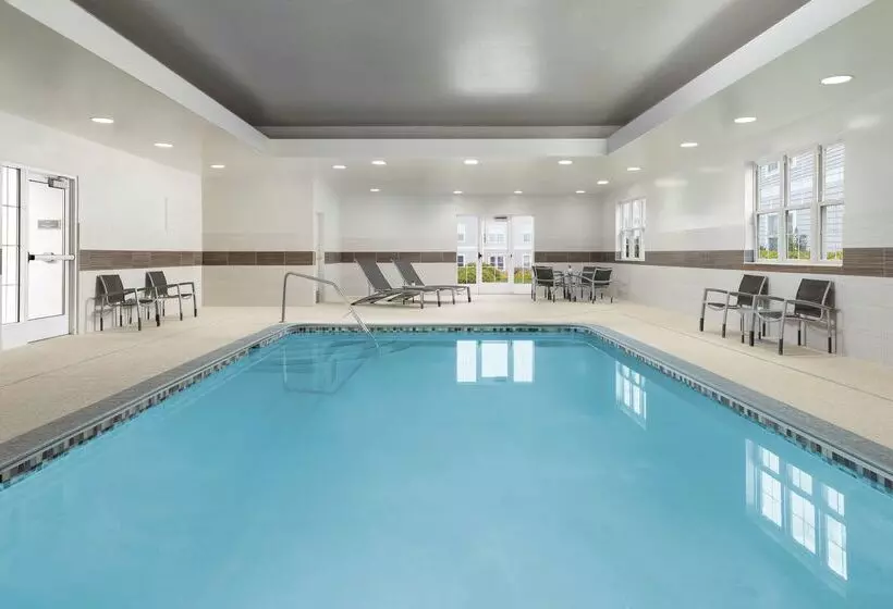 هتل Homewood Suites By Hilton Manchester/airport