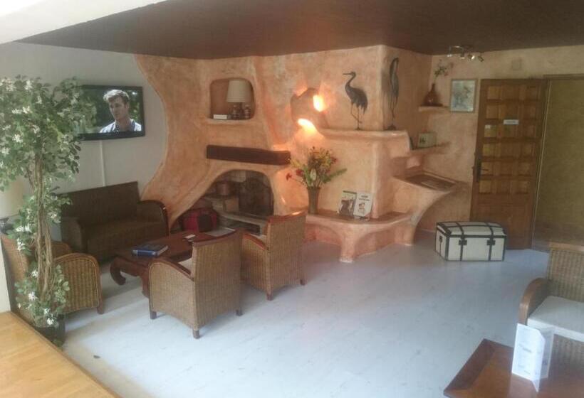 فندق Hôtel Le Mas Fleuri