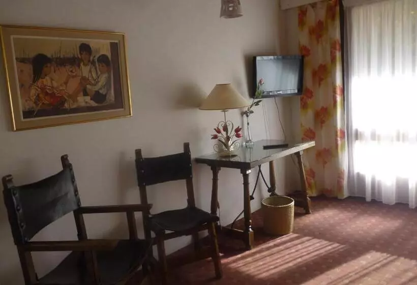 ホテル Hôtel Le Mas Fleuri