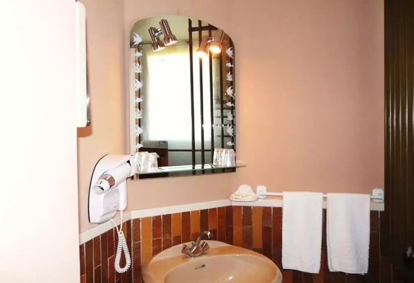 ホテル Hôtel Le Mas Fleuri