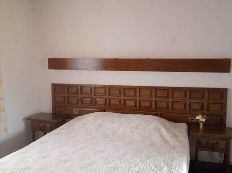 فندق Hôtel Le Mas Fleuri