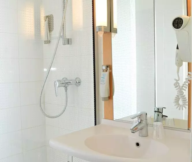 호텔 Ibis Bordeaux Saintémilion