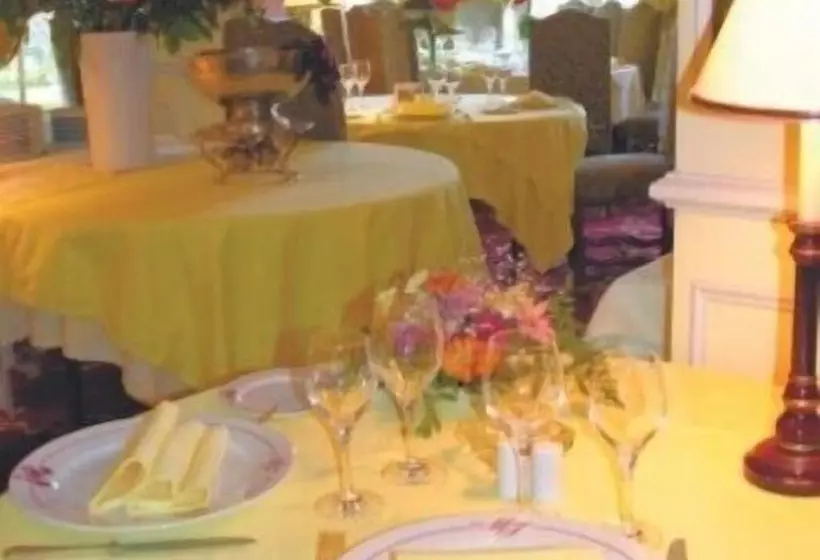 ホテル Le Manoir De La Forêt