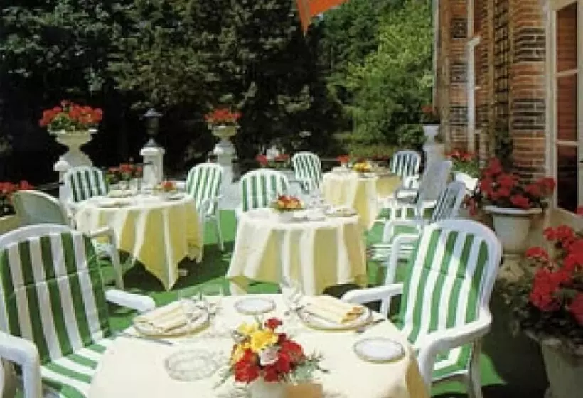 ホテル Le Manoir De La Forêt