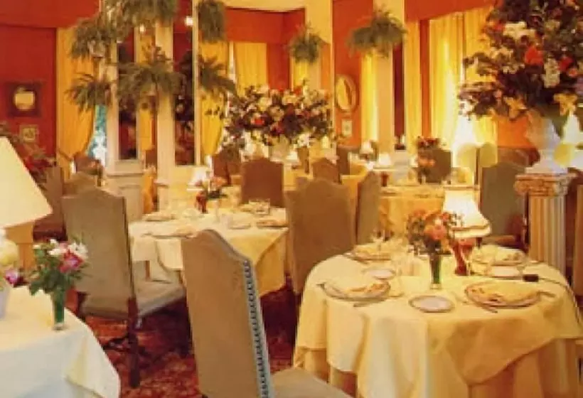 ホテル Le Manoir De La Forêt