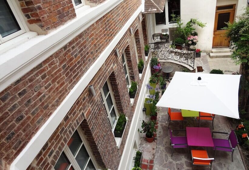 Отель Le Pavillon